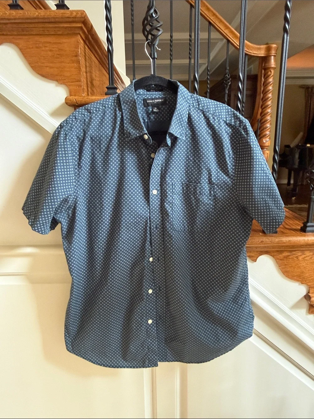 BANANA REPUBLIC Short Sleeve Shirt